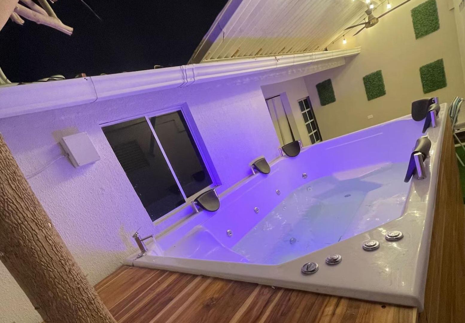 Crespo Cerca Al Aeropuerto Jacuzzi Compartido Habitación en casa particular *