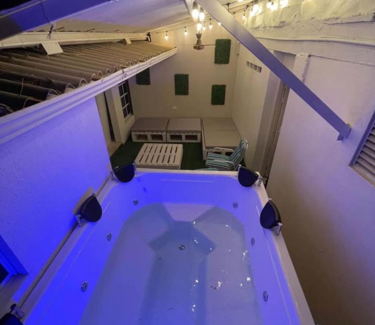 Crespo Cerca Al Aeropuerto Jacuzzi Compartido Cartagena