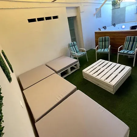 Habitación en casa particular Crespo Cerca Al Aeropuerto Jacuzzi Compartido *